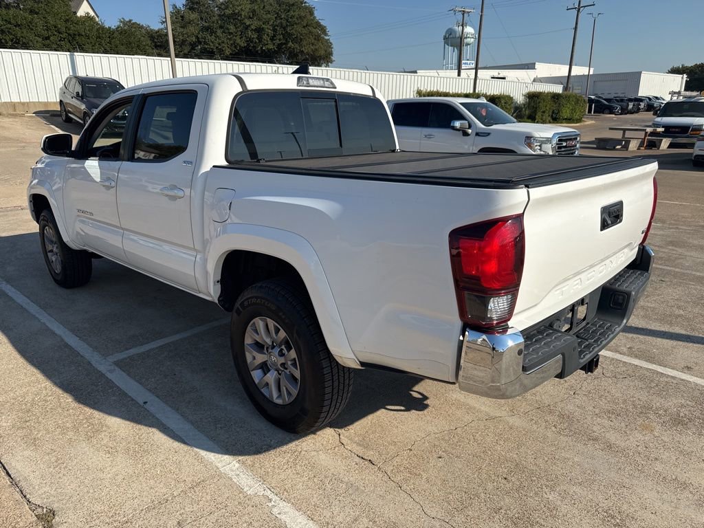 2018 Toyota Tacoma SR5 V6 photo 3