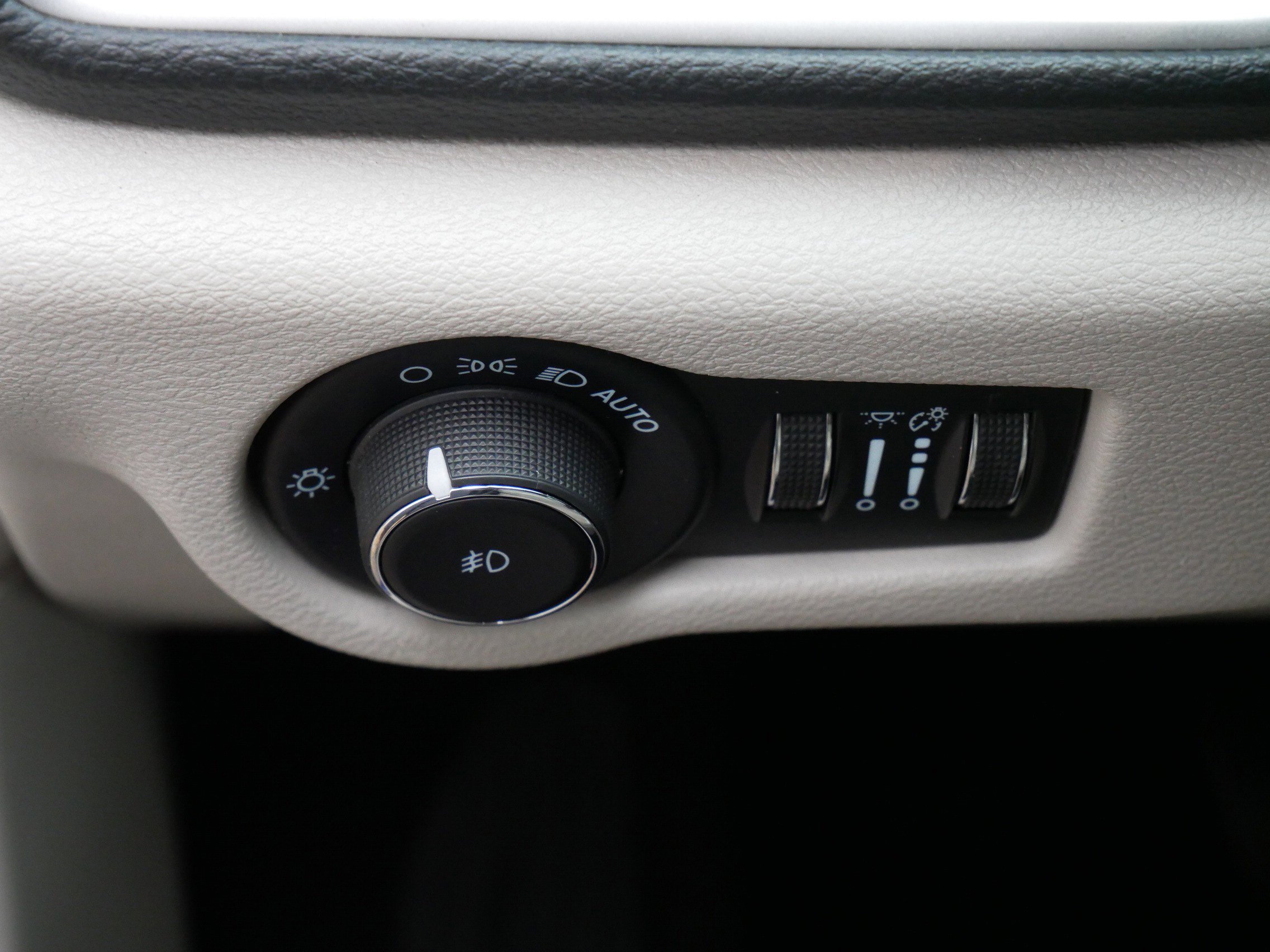 2021 Chrysler Pacifica Hybrid Touring L photo 19