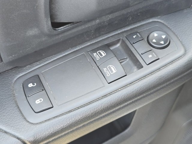 2022 Ram 3500 photo 29