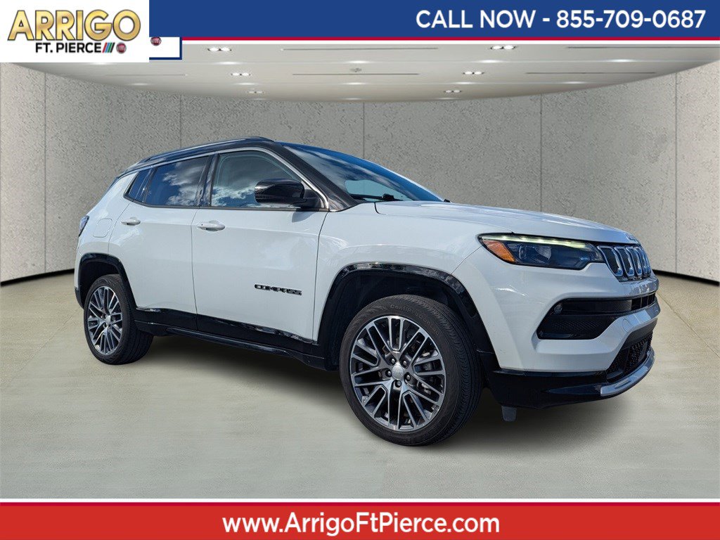 2022 Jeep Compass Limited's photo