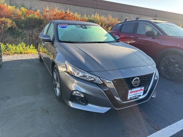 2022 Nissan Altima 2.5 SL photo 2