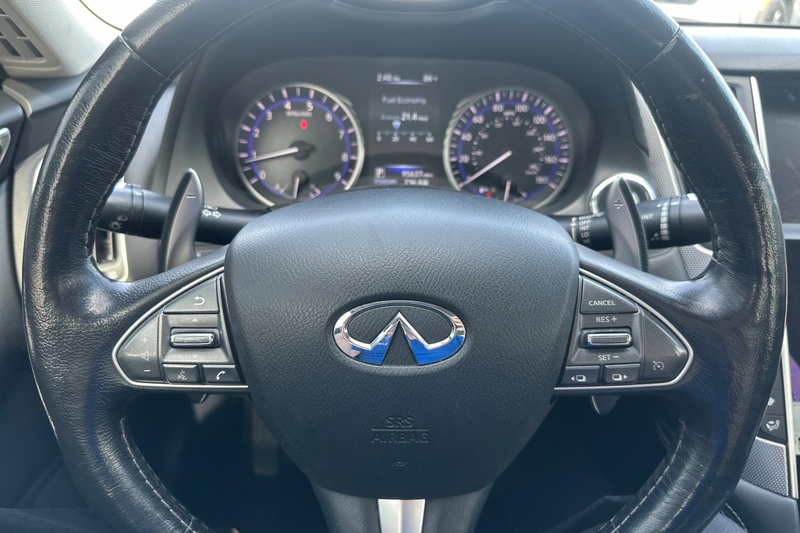 2015 Infiniti Q50 Premium photo 28