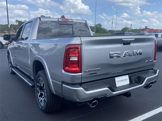 2025 Ram 1500 Laramie photo 4