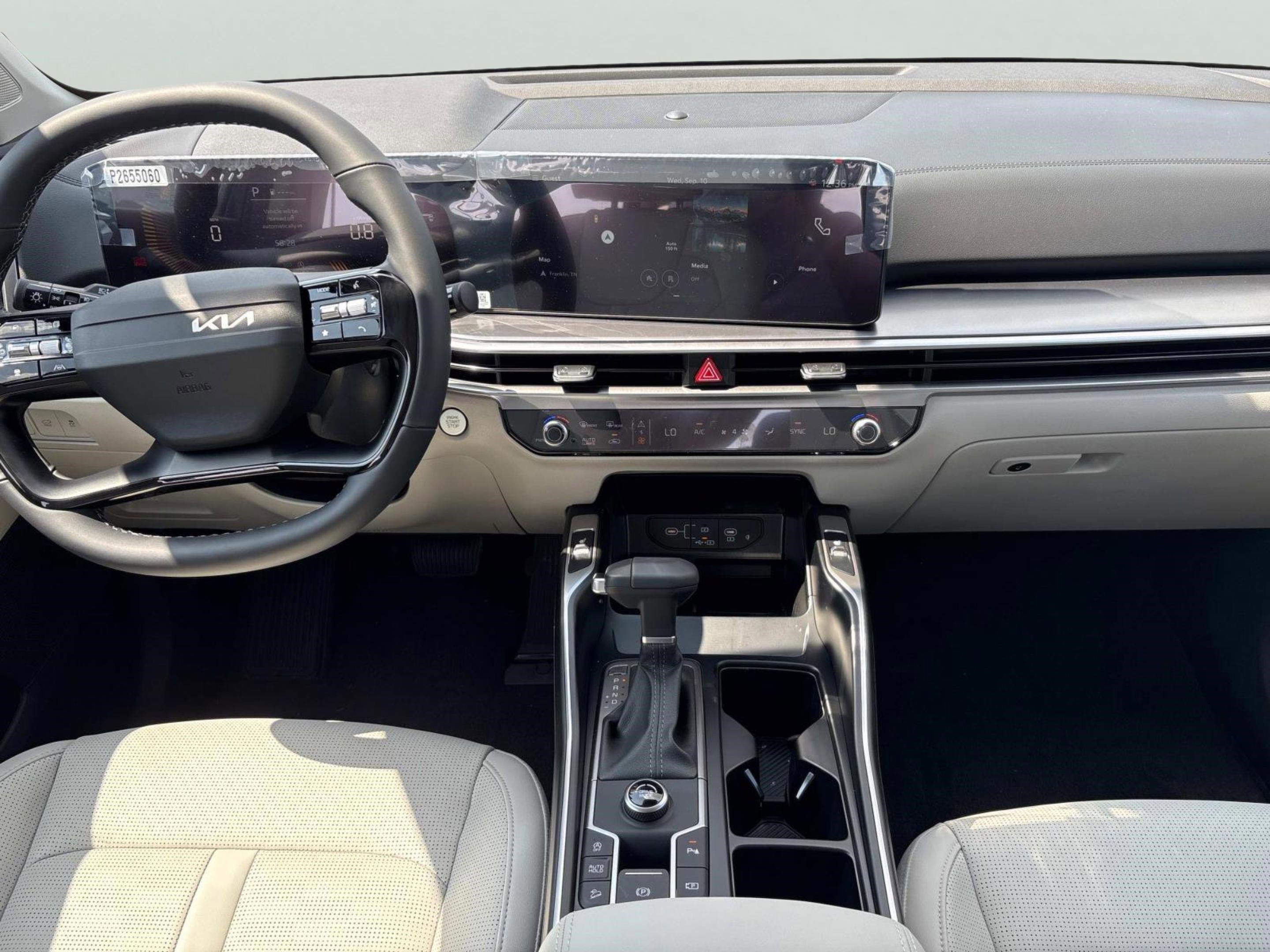 2026 Kia Sorento EX photo 13