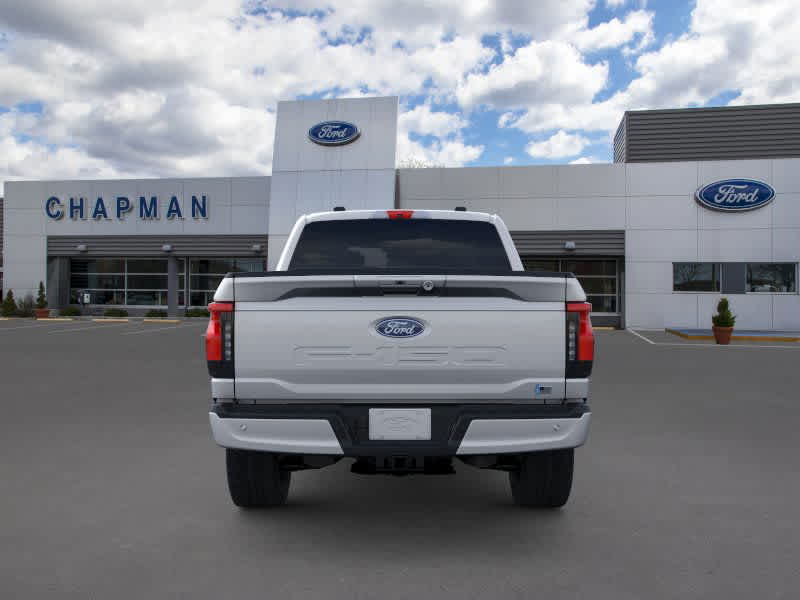2025 Ford F-150 Lightning photo 5