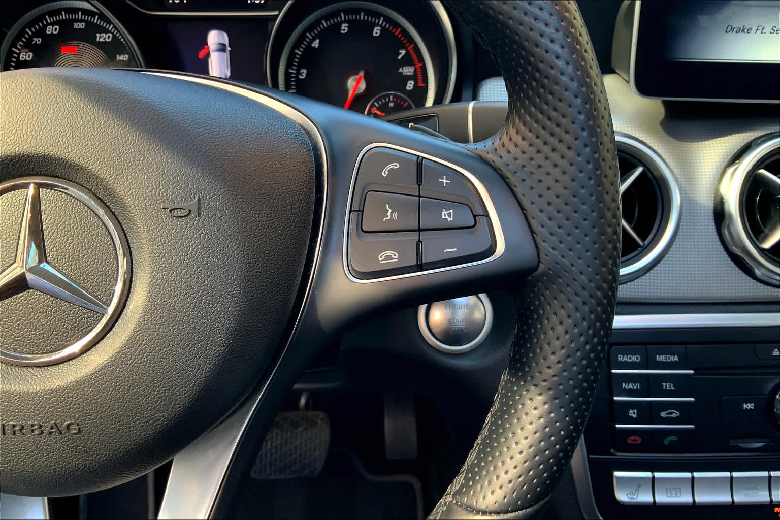 2020 Mercedes Benz GLA 250 4MATIC photo 23