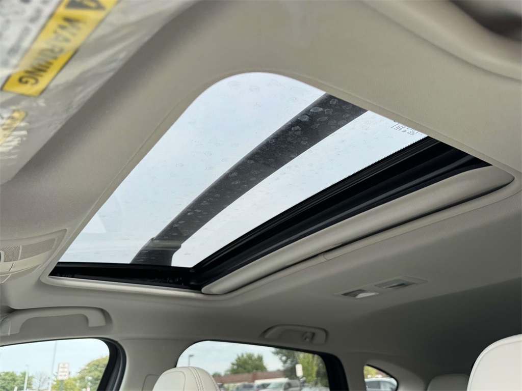 2025 Mazda CX-5 2.5 S Preferred photo 3