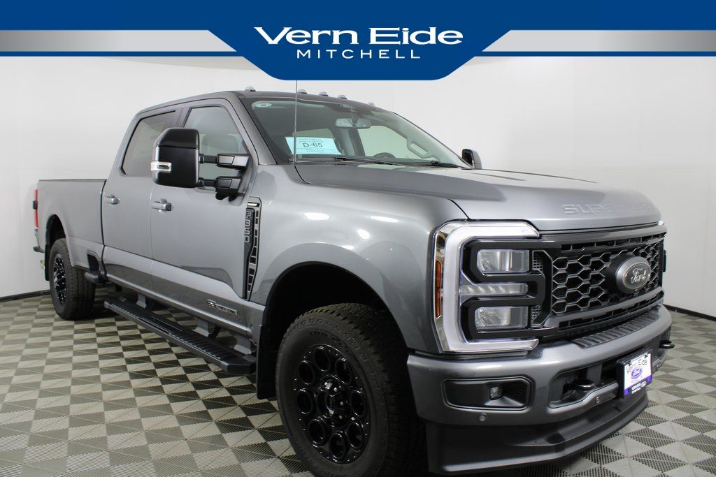 2026 Ford F-350 Super Duty Lariat's photo