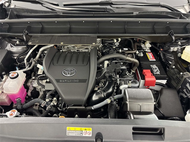 2024 Toyota Highlander XLE photo 26