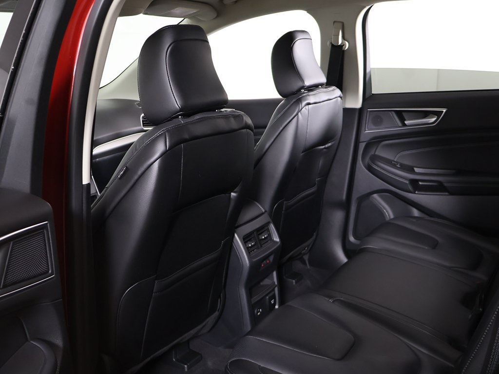 2022 Ford Edge Titanium photo 24