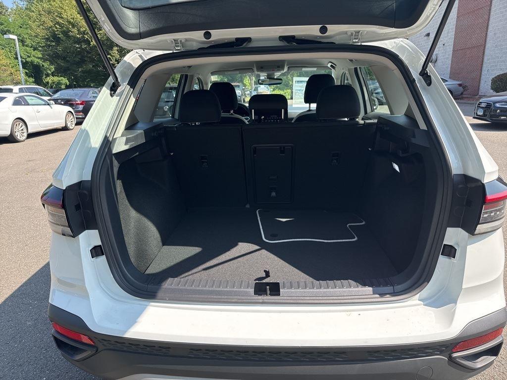 2025 Volkswagen Taos S photo 20