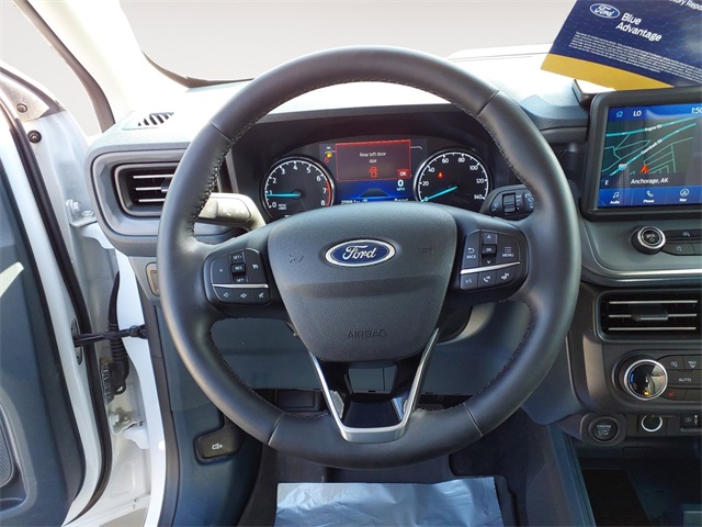 2023 Ford Maverick Lariat photo 12
