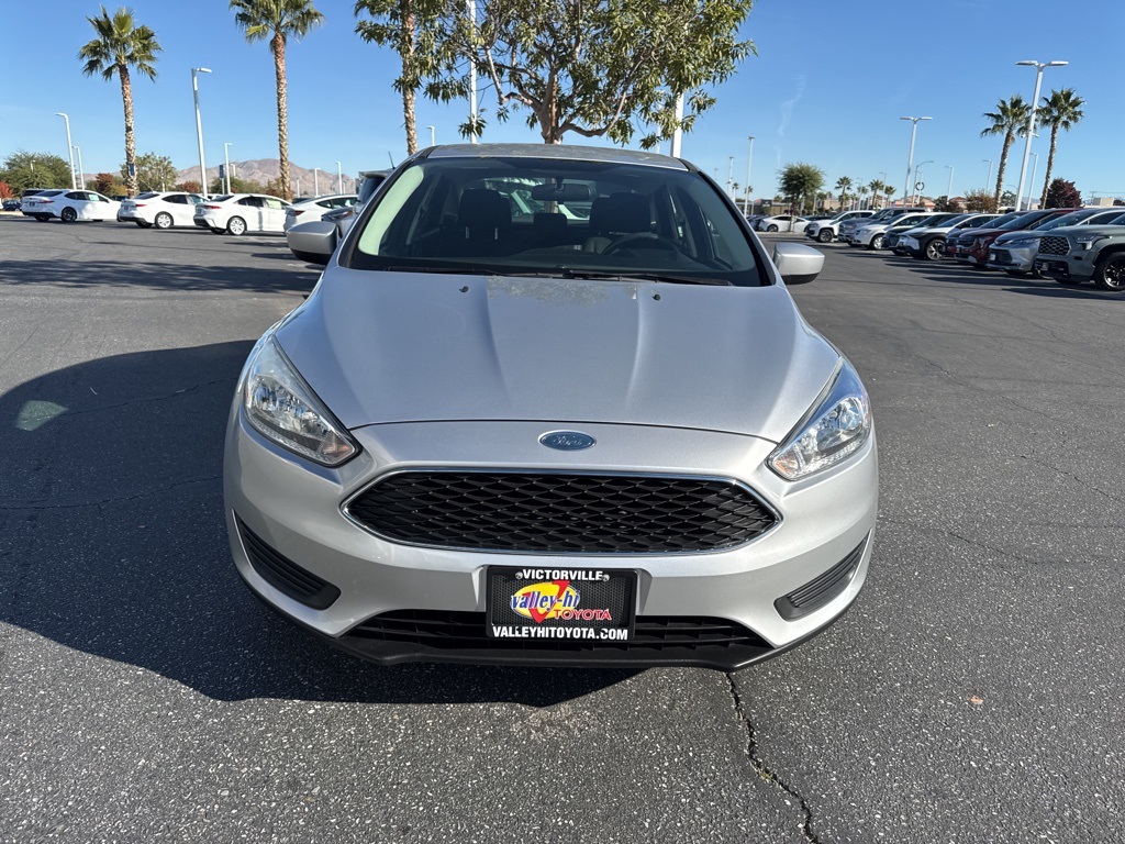 2018 Ford Focus SE photo 3