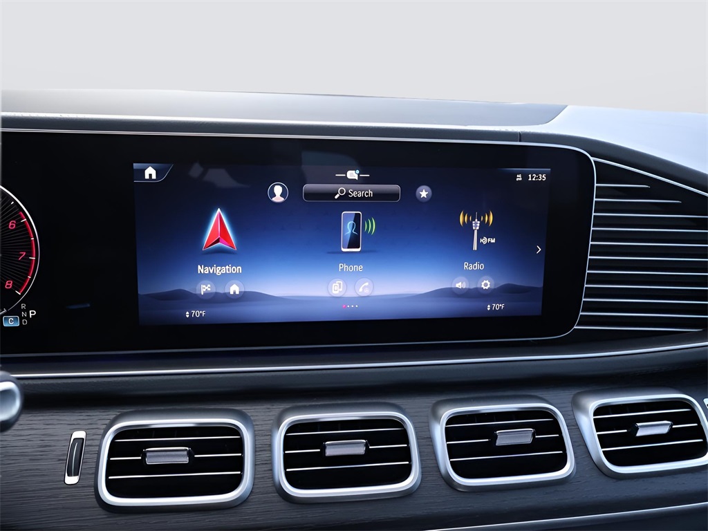 2025 Mercedes Benz GLS 450 4MATIC photo 24