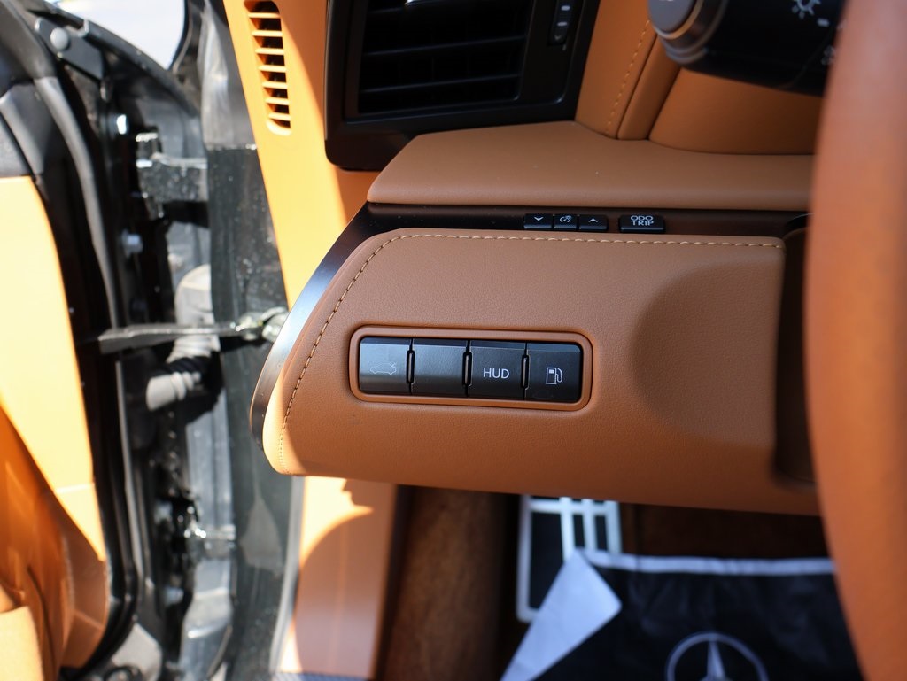 2023 Lexus LC 500 photo 30