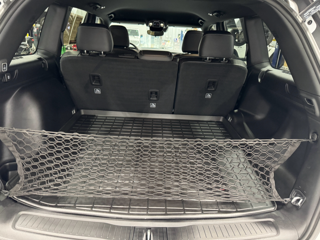 2023 Jeep Grand Cherokee Laredo Altitude photo 8