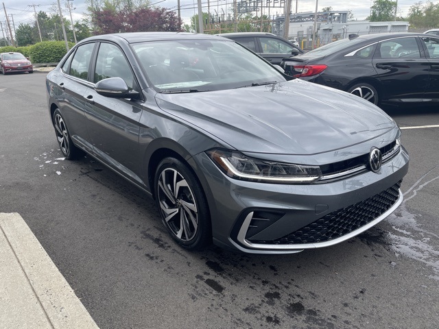 2025 Volkswagen Jetta 1.5T SEL photo 5