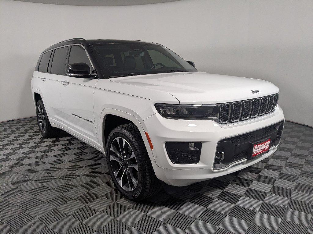 2021 Jeep Grand Cherokee L Overland's photo