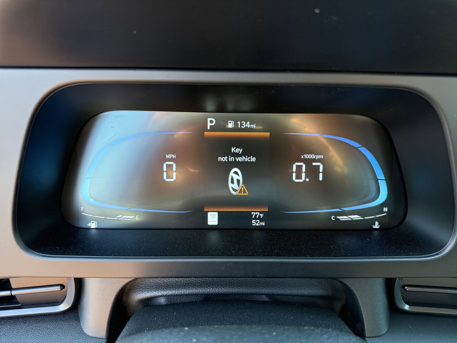 2025 Hyundai Elantra SEL Sport photo 11