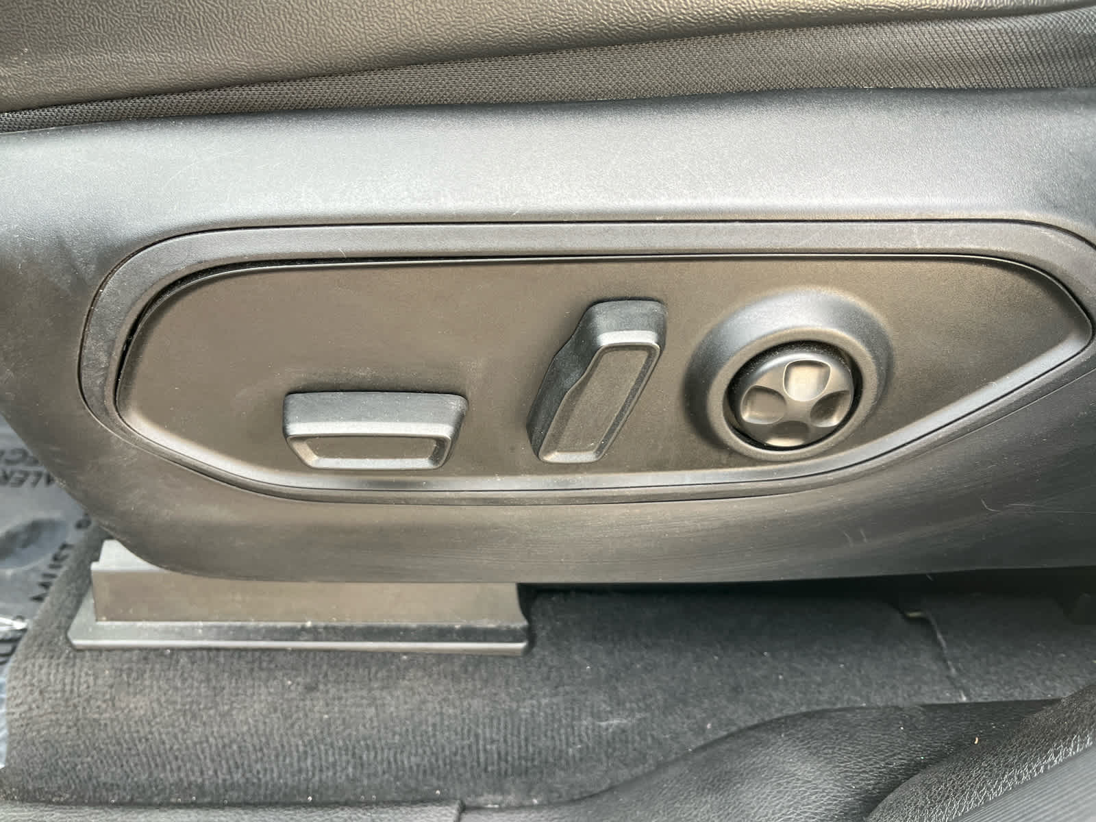 2024 Jeep Grand Cherokee Altitude photo 23