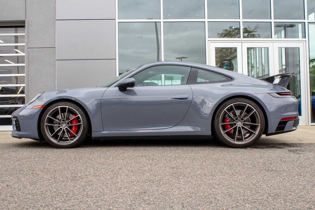 2024 Porsche 911 4S photo 7