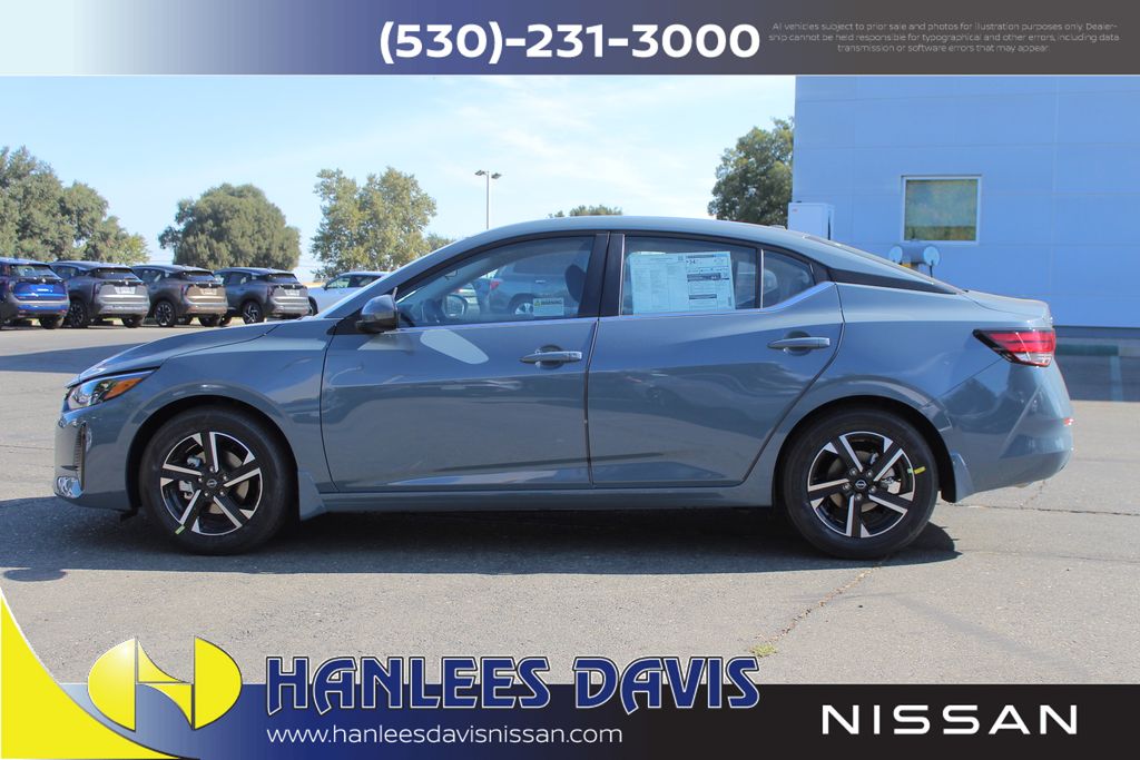 2025 Nissan Sentra SV photo 9