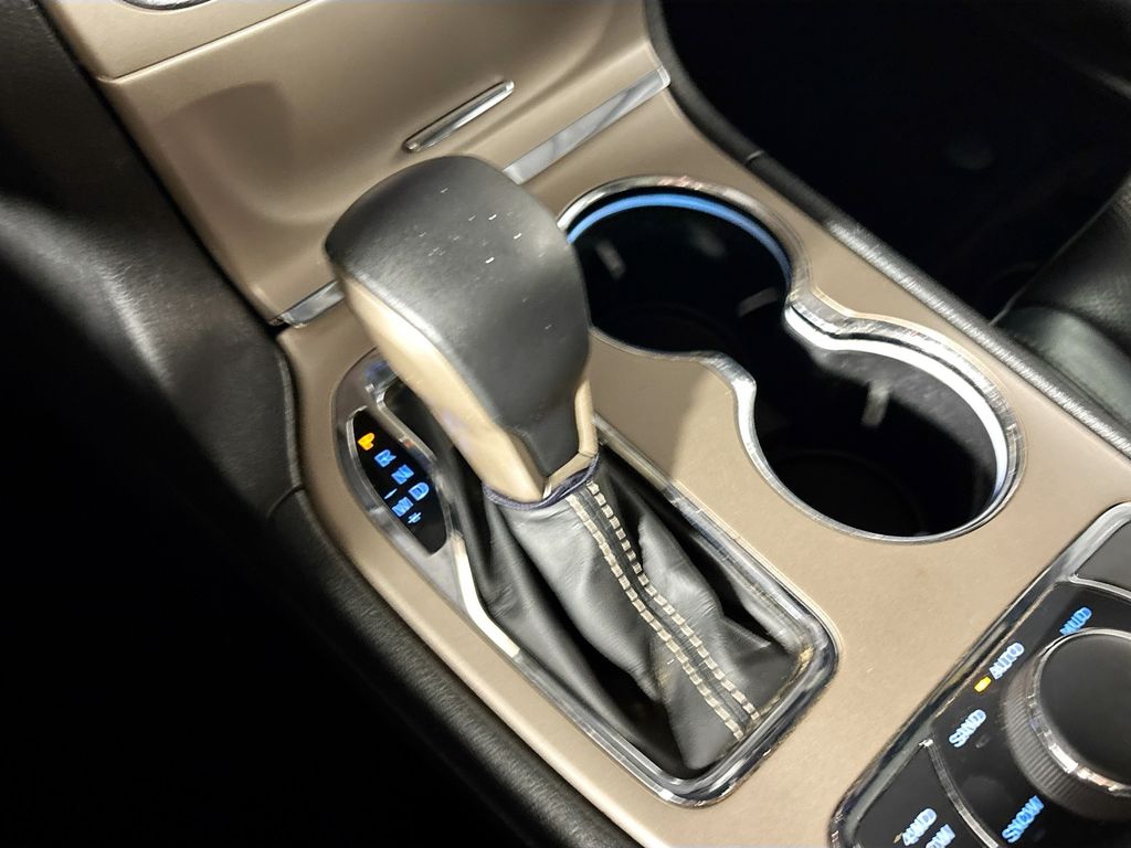 2017 Jeep Grand Cherokee Limited photo 15