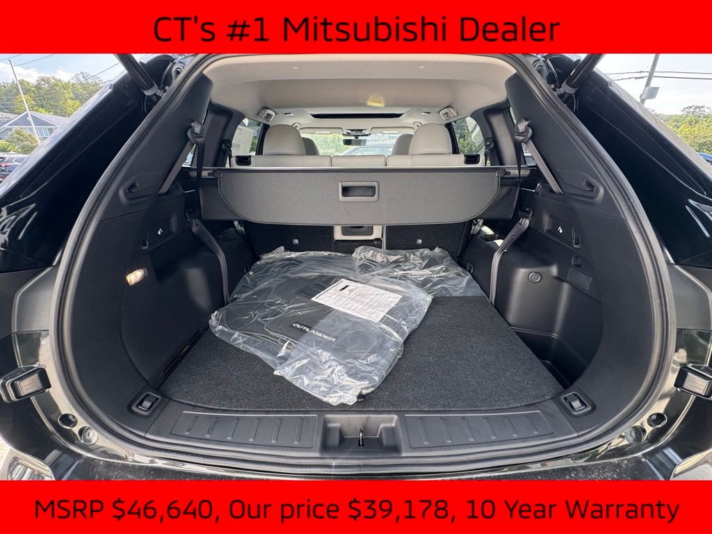 2025 Mitsubishi Outlander SEL photo 21
