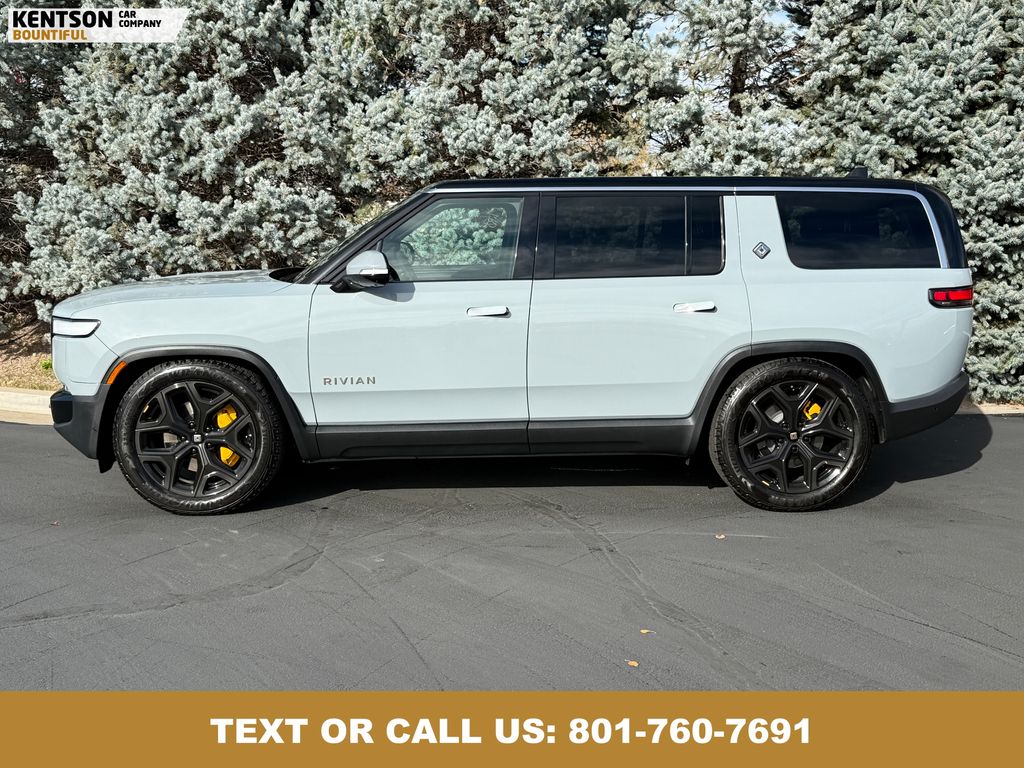 2022 Rivian R1S Launch Edition photo 4