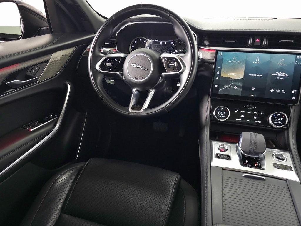 2022 JAGUAR F-PACE - Image 18