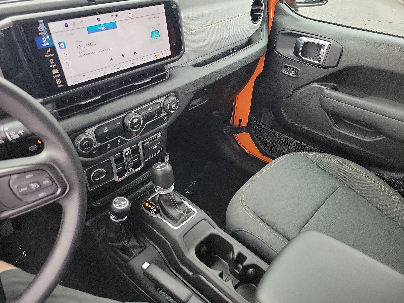 2025 Jeep Wrangler Sport photo 11