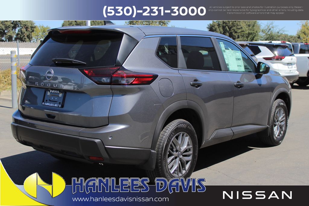 2026 Nissan Rogue S photo 6