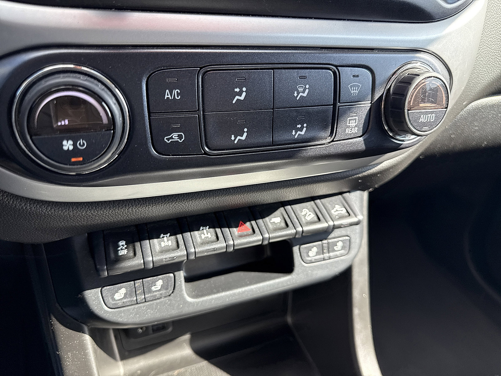 2019 Chevrolet Colorado ZR2 photo 17