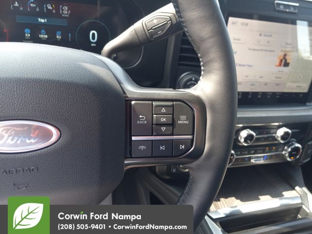 2025 Ford F-350 Platinum photo 18