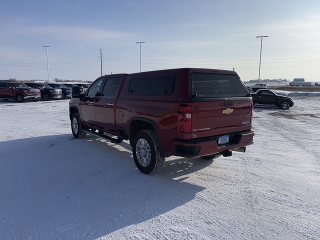 2022 Chevrolet Silverado 3500HD High Country photo 4