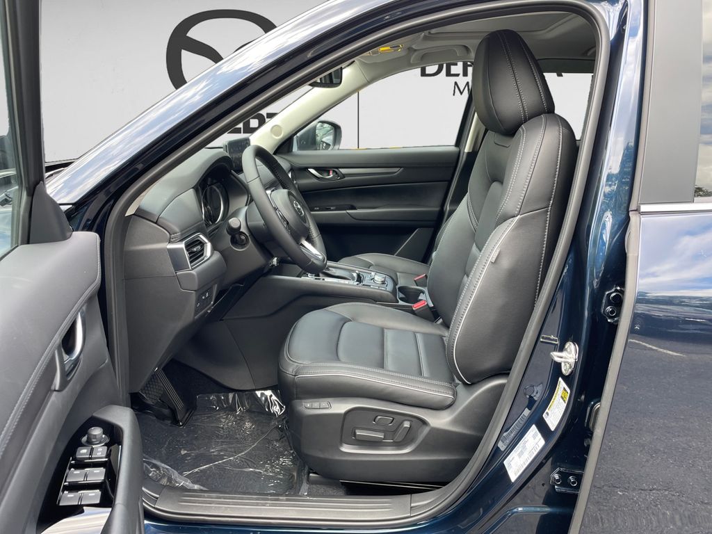 2025 Mazda CX-5 2.5 S Preferred photo 7