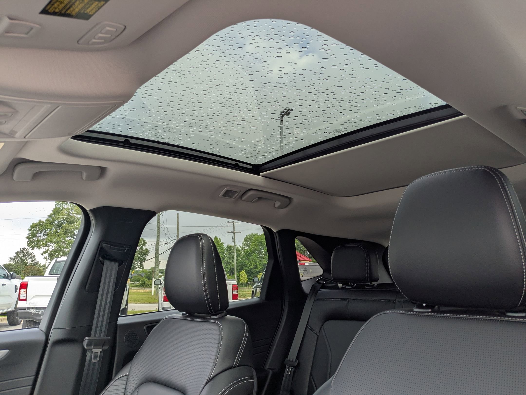 2025 Ford Escape Plug-In Hybrid photo 16