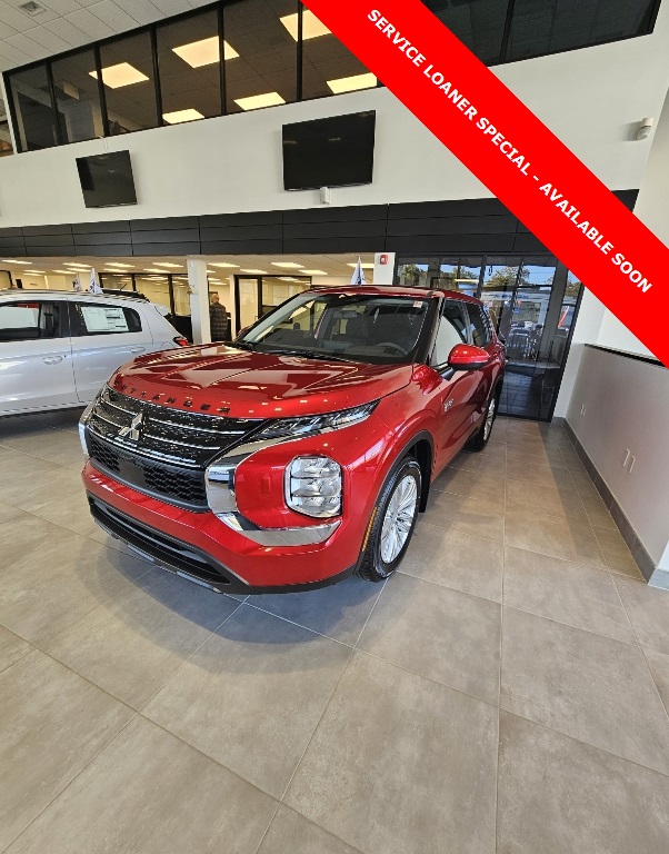 2024 Mitsubishi Outlander Plug-in Hybrid ES's photo