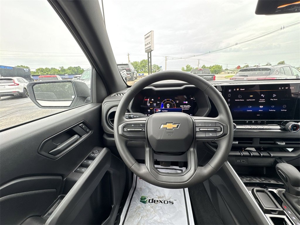 2025 Chevrolet Colorado LT photo 14