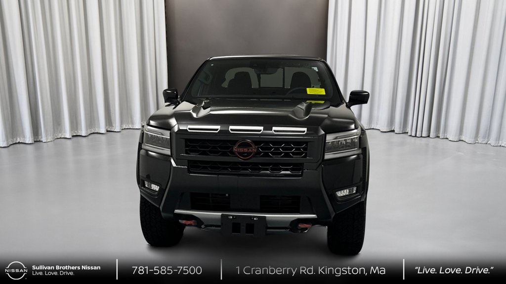 2025 Nissan Frontier PRO-4X photo 2