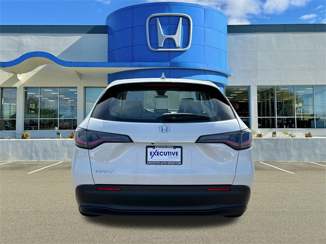 2025 Honda HR-V LX photo 3