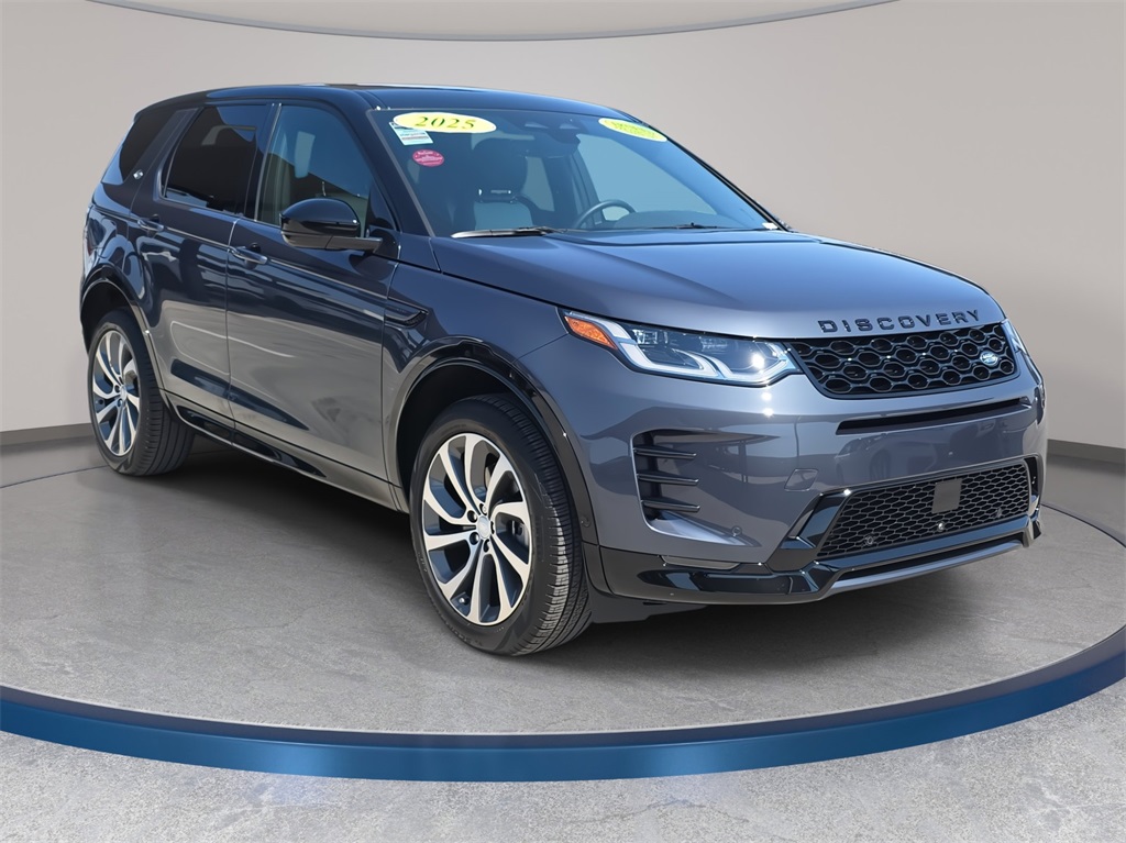 2025 Land Rover Discovery Sport SE photo 3