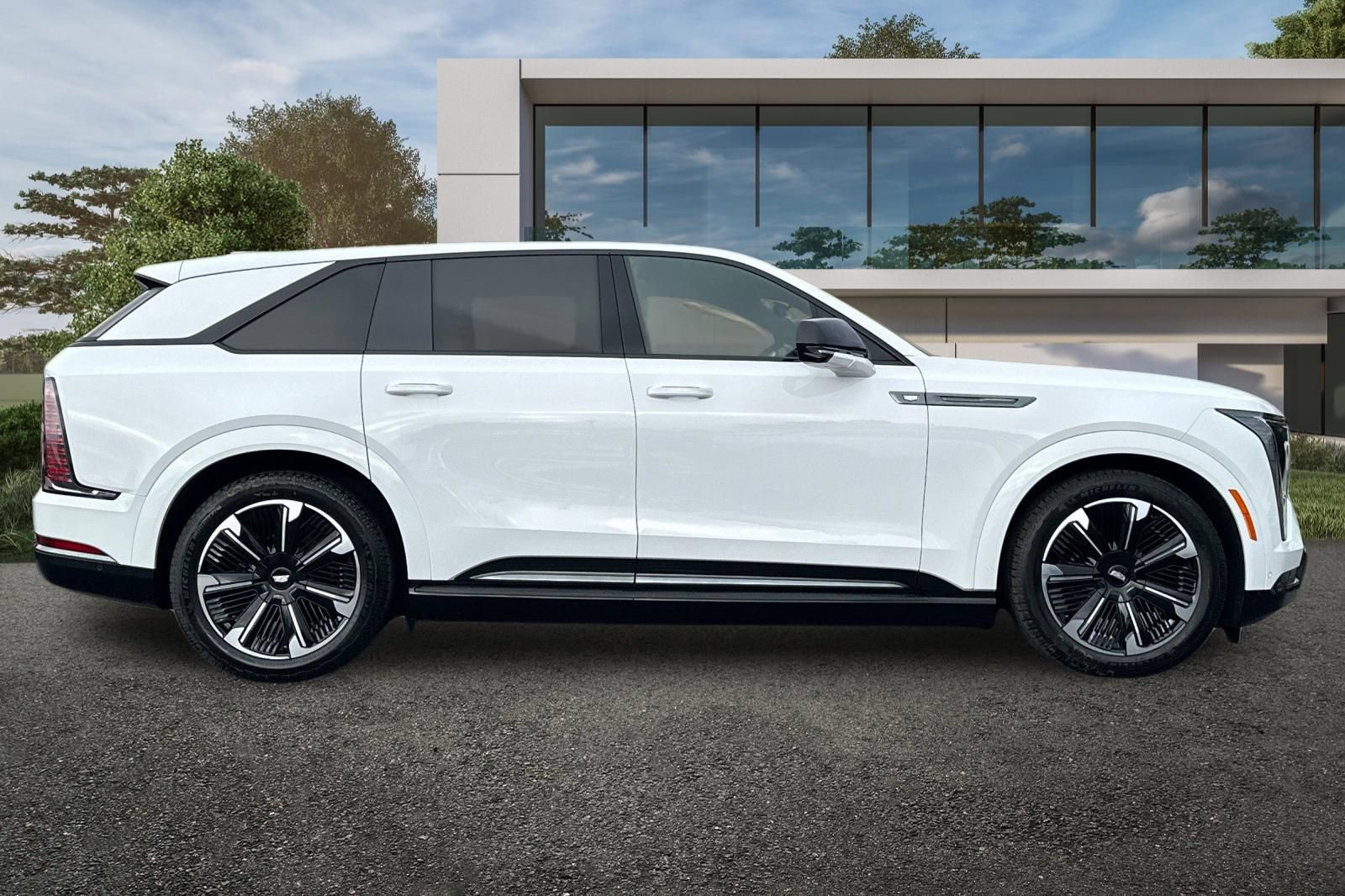 2025 Cadillac Escalade IQ Sport photo 2