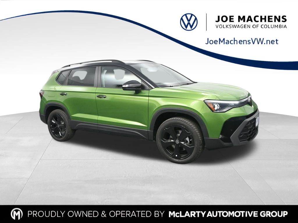 2026 Volkswagen Taos SE Black's photo