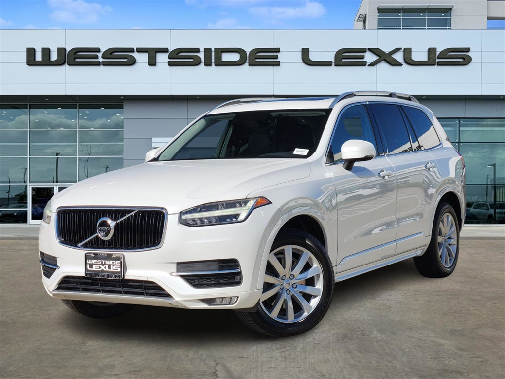 2017 Volvo XC90 Momentum