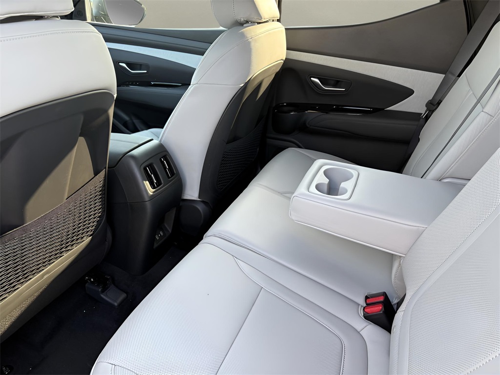 2026 Hyundai Santa Cruz Limited photo 23