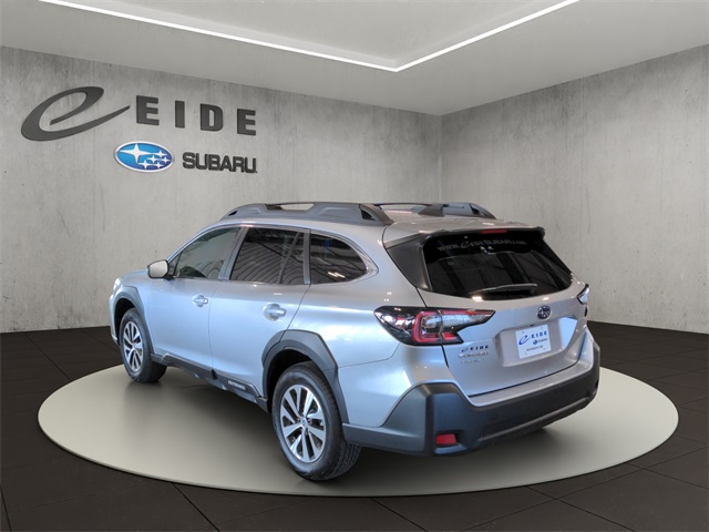 2025 Subaru Outback Premium photo 3