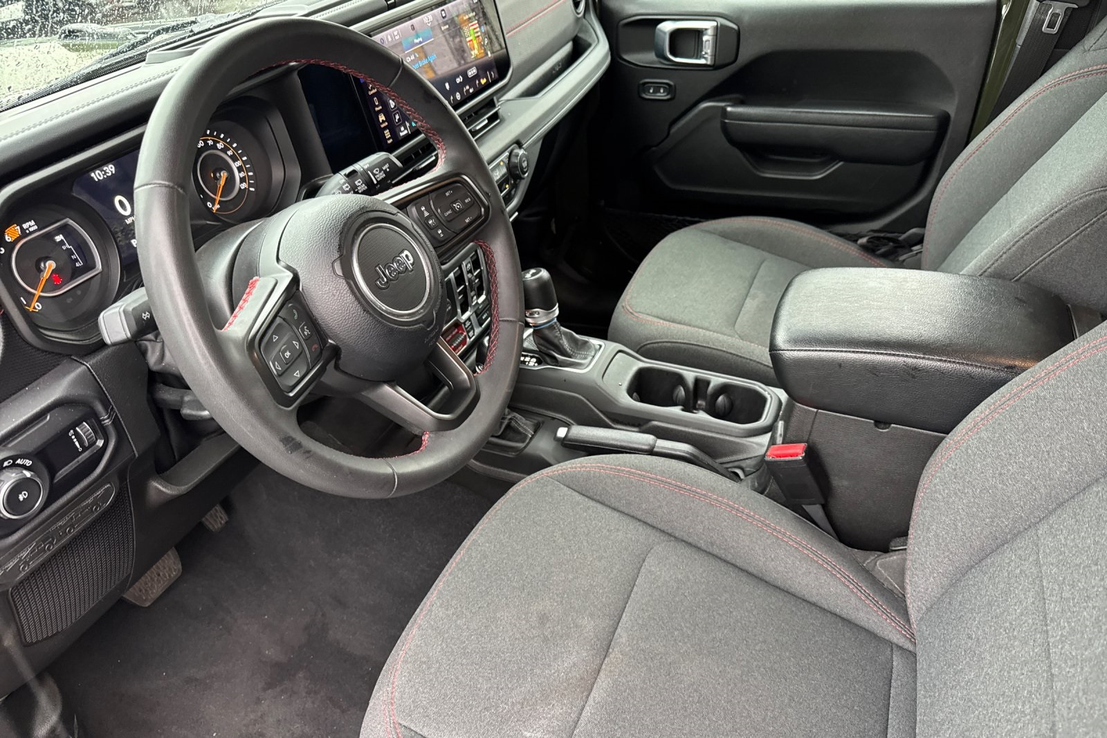 2024 Jeep Wrangler Rubicon photo 11