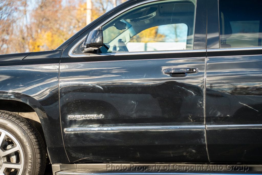 2016 Gmc Yukon Denali photo 3