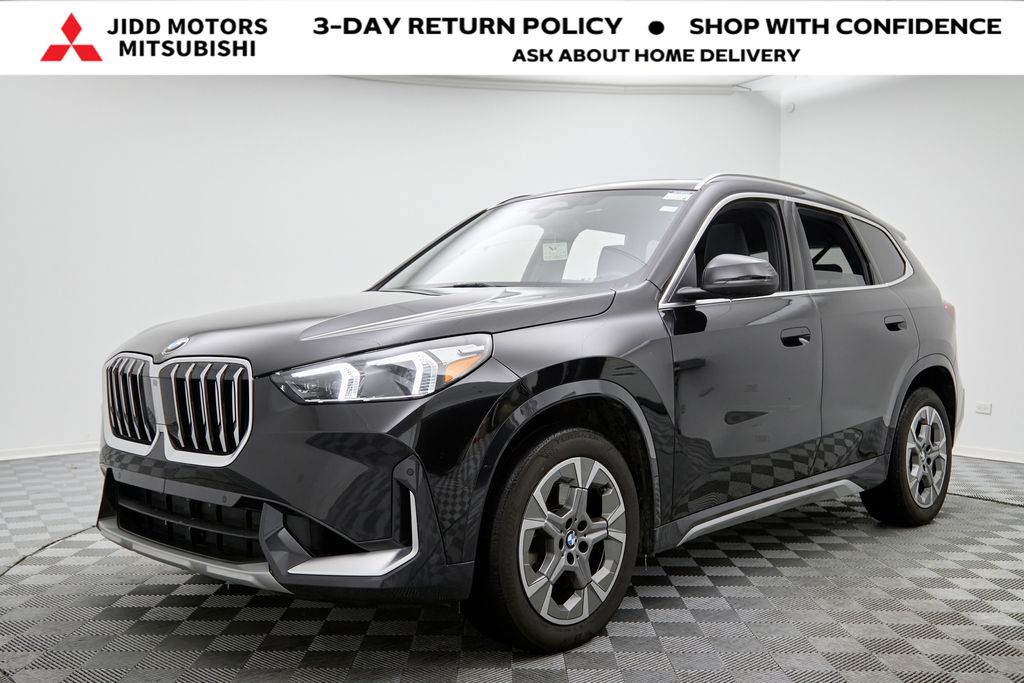 2025 BMW X1 28i's photo